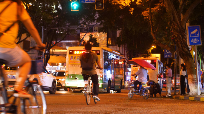 夜晚下班回家路上，晚上开车回家4K视频