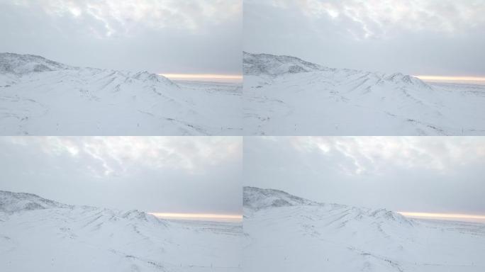 2.7k原片冬季新疆雪山雪景日出