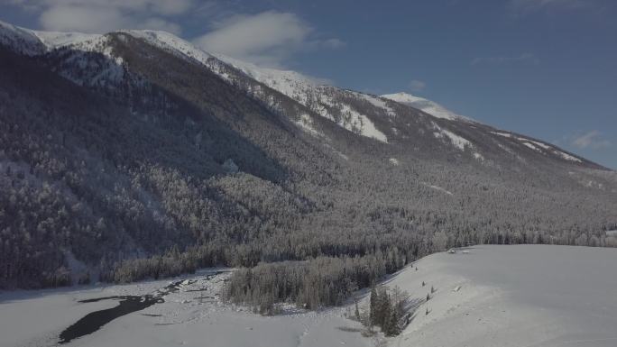 4k航拍原片冬季新疆喀纳斯雪山雪景