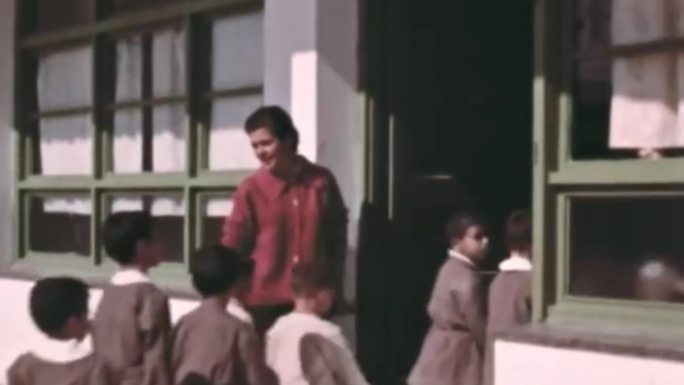 50年代希腊小学生学校老师教室课堂学习