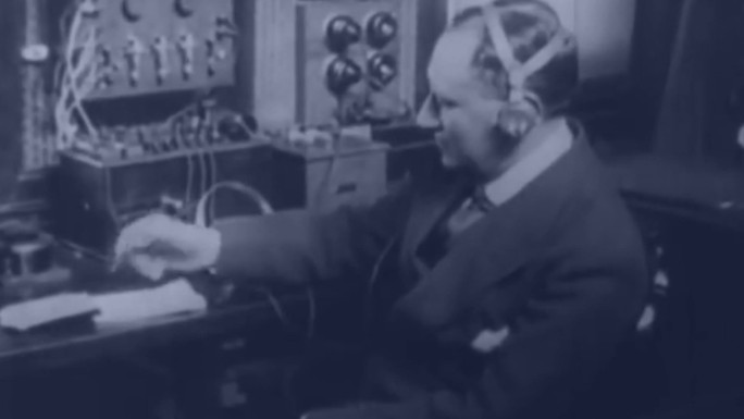 1901年马可尼第一个横跨大西洋无线电信