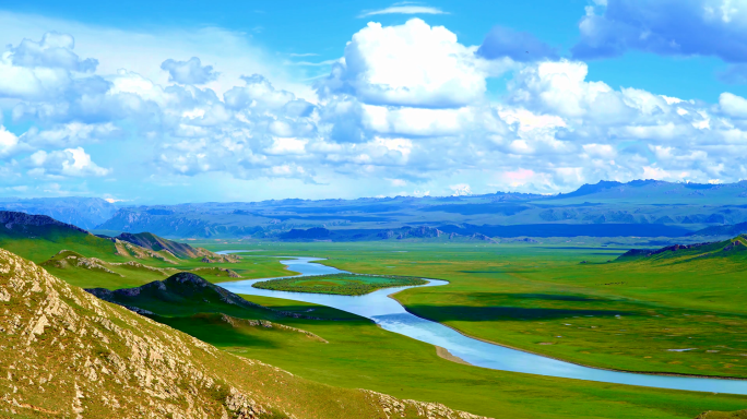 新疆旅游地-巴音布鲁克景区