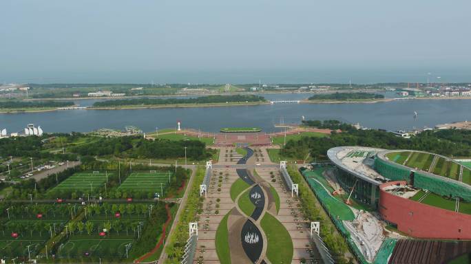 航拍4K山东日照足球公园展览中心海河
