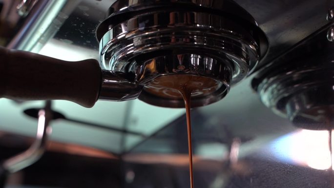 咖啡萃取滴灌咖啡液