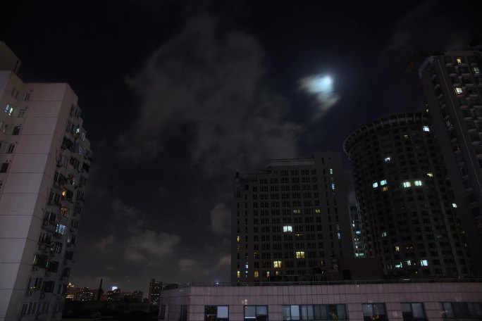 上海社区天空日落夜晚月亮傍晚