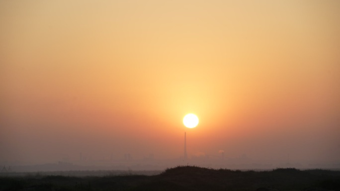 工厂上空日出延时