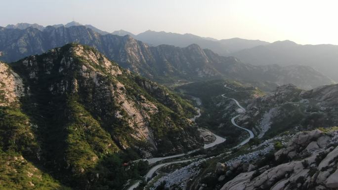 平度大泽山航拍天柱山