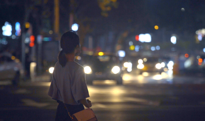 4K城市夜晚-街头行人-夜景车辆脚步孤独