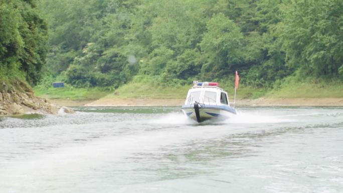 贵州海事红枫湖巡逻