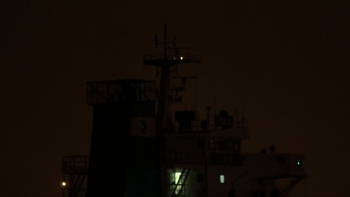 夜晚码头