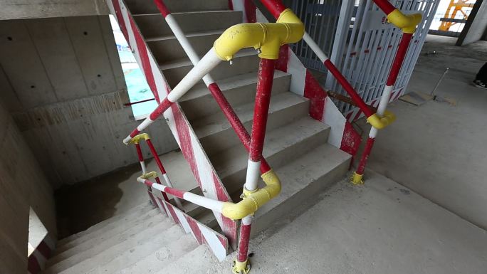 楼梯防护