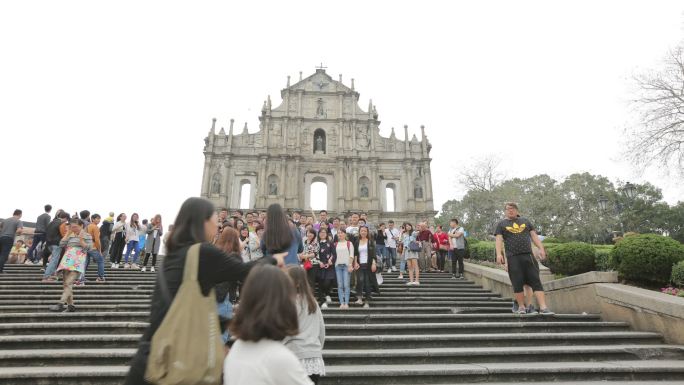 澳门延时空境人流大三巴牌坊