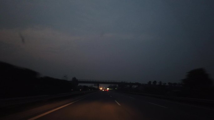 4K晚上高速公路