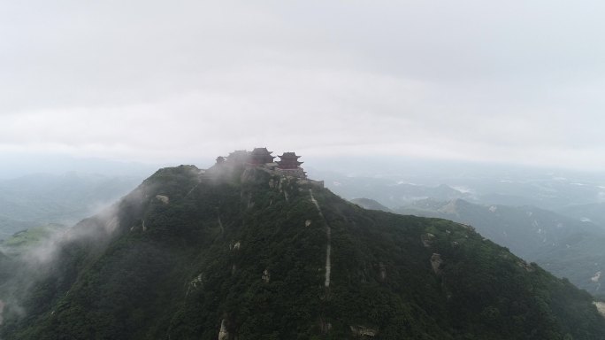 航拍仙境山顶寺庙道观太白顶