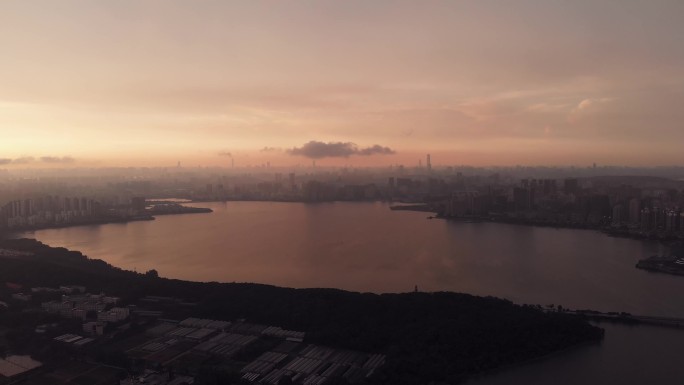 4K武汉南湖湖岸黄昏美景