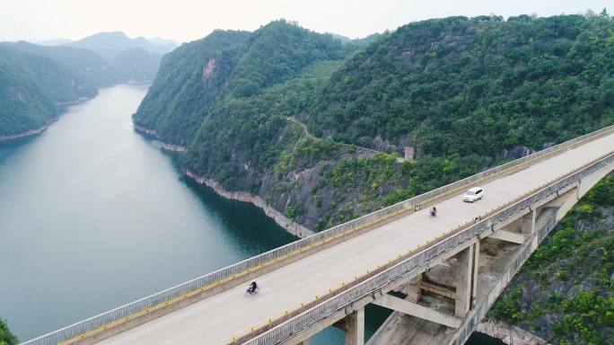贵州公路江界河大桥震天洞峡谷中国建筑工程