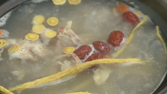 兔肉汤制作过程