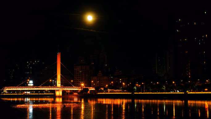 城市桥上中秋月圆之夜月亮升起4k素材