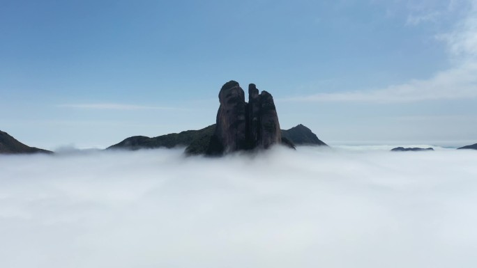 航拍九嶷山三分石