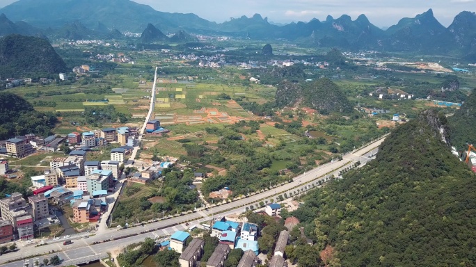 桂林乡间公路最新4k风景山脉航拍