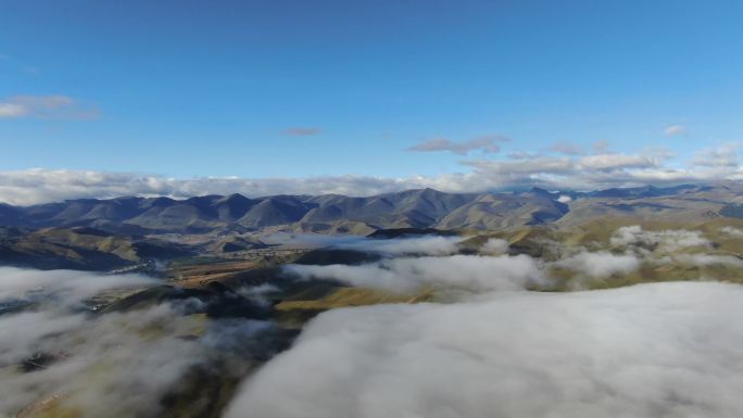 西藏高山云海航拍