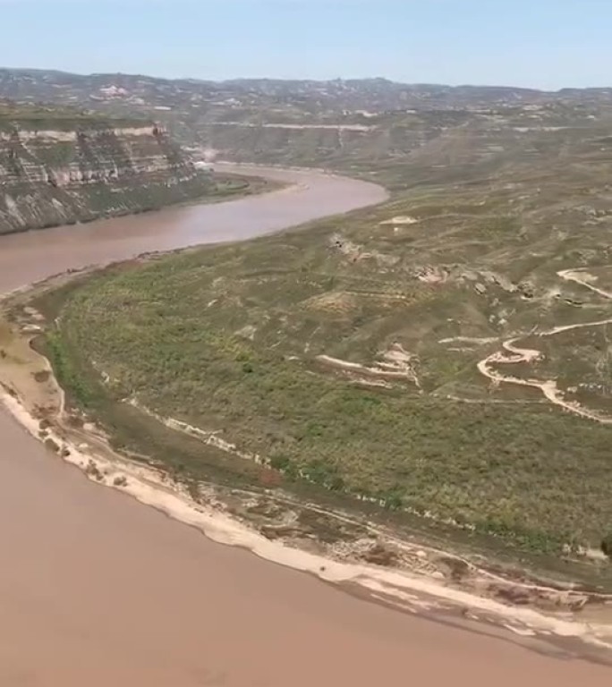 黄河入海流