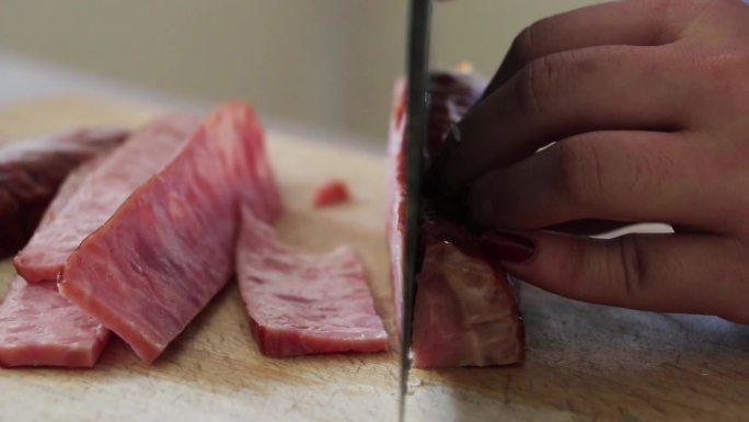 山西美食鸡蛋饼制作视频素材