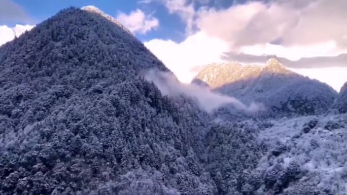 蓝天白云雪景峰西藏雪山视频素材