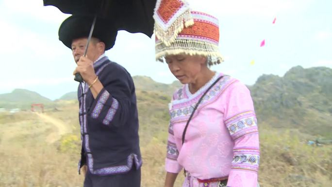 古老的苗族花山节祭花杆仪式