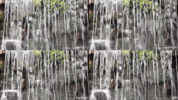 公园里的小瀑布