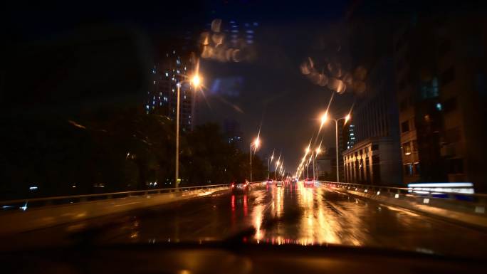 雨夜开车-4k视频（原创）