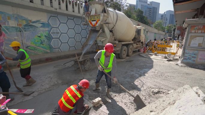 城市建设深圳建设水泥罐车水泥平地挖路