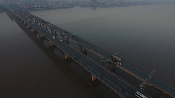 飞跃飞云江大桥