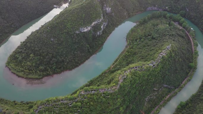 航拍湖北襄阳南漳春秋寨风景区