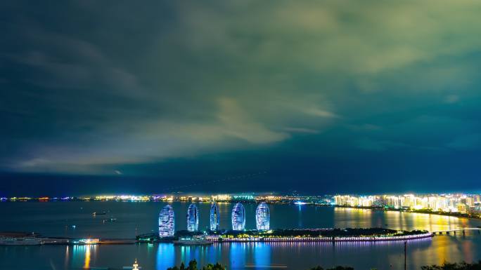 海南三亚凤凰岛夜景