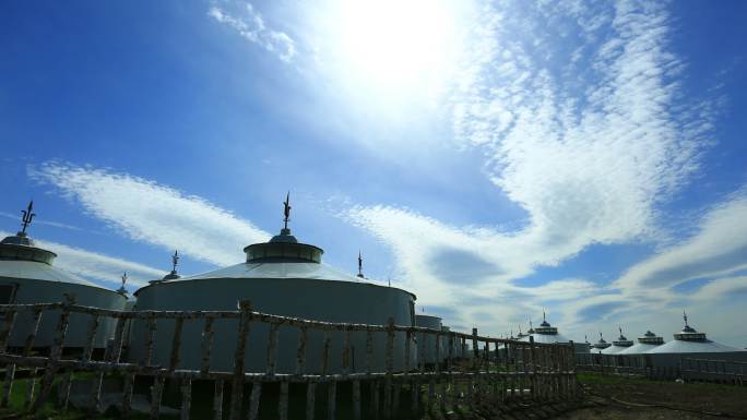 蒙古草原蒙古包蓝天白云大草原延时空境