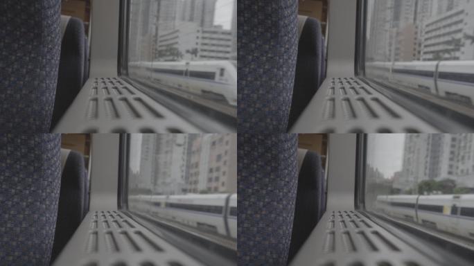 高铁内车窗