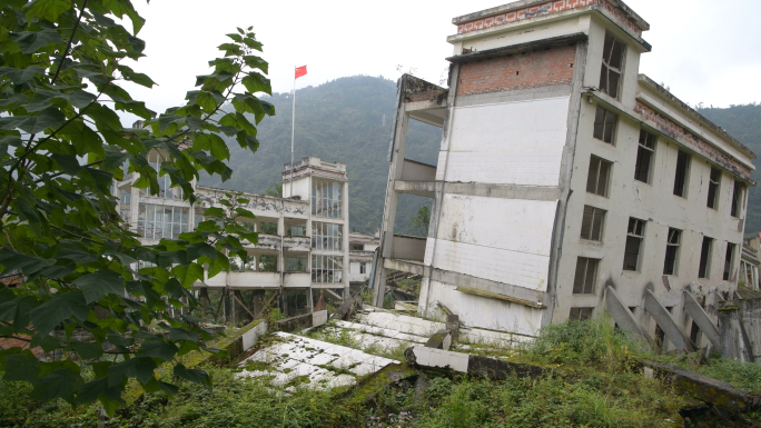 汶川地震、512大地震、漩口中学、映秀