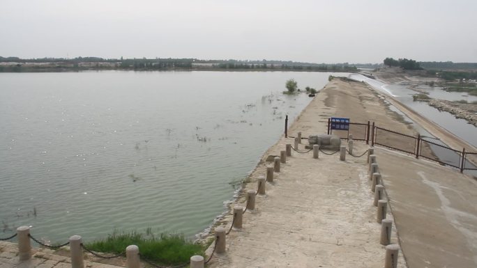 京杭大运河上的水利工程戴村坝