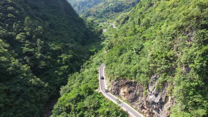 贵州黔南州陡峭山路