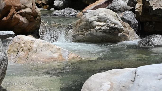 4K山间天然溪流