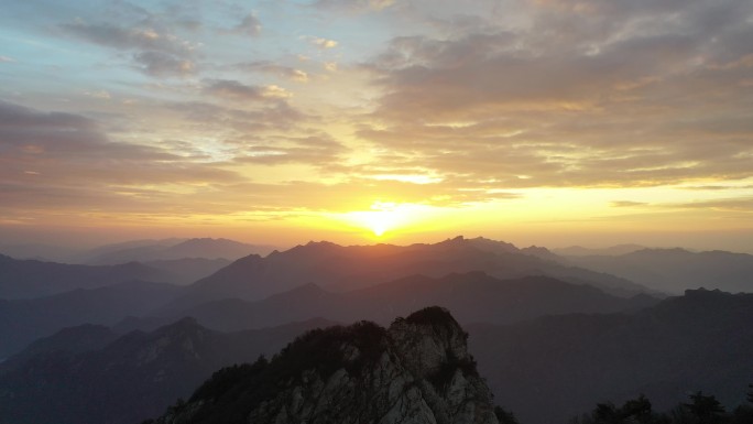 洛阳老君山