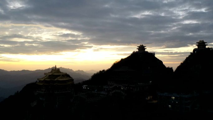 洛阳老君山