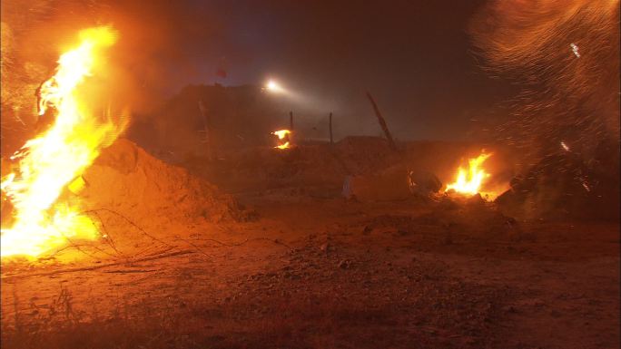 情景再现解放军冲锋