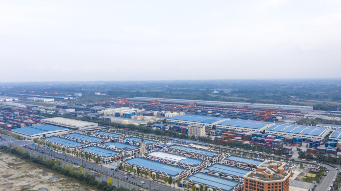 （航拍）四川自由贸易试验区青白江铁路港