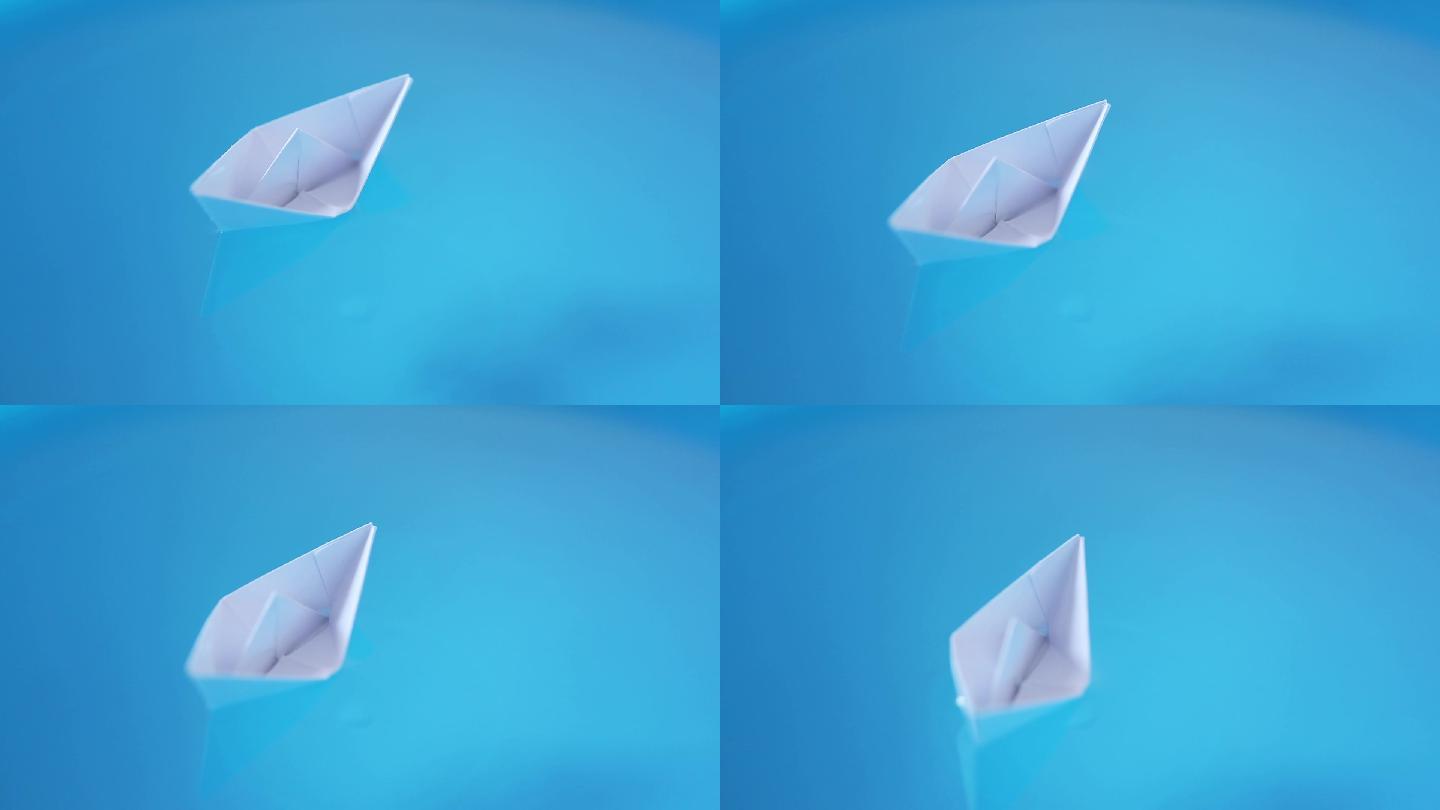 水里的折纸小船