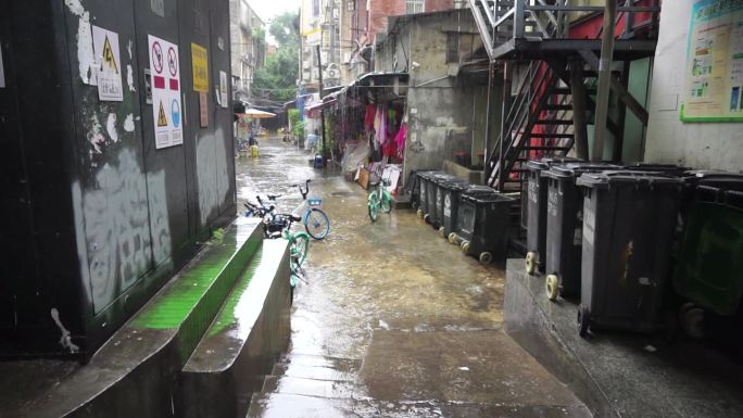 广州街巷下雨城市市井居住环境天气