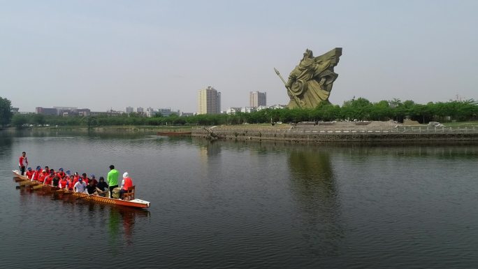 航拍湖北荆州巨型关公雕像