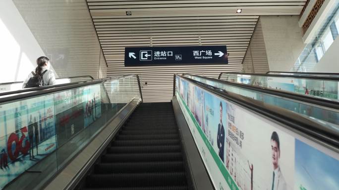 4K昆明南站