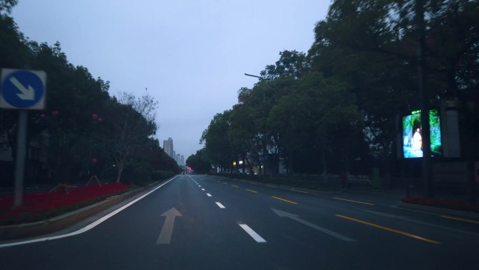 清晨道路苏州